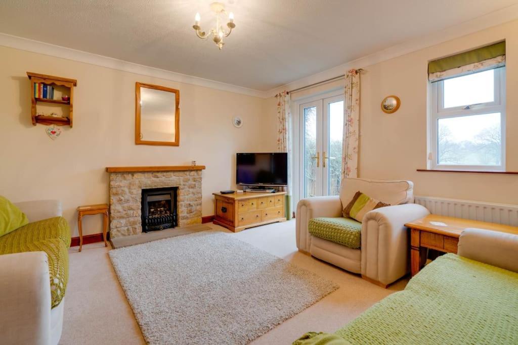Barley Cottage Whittington  Εξωτερικό φωτογραφία