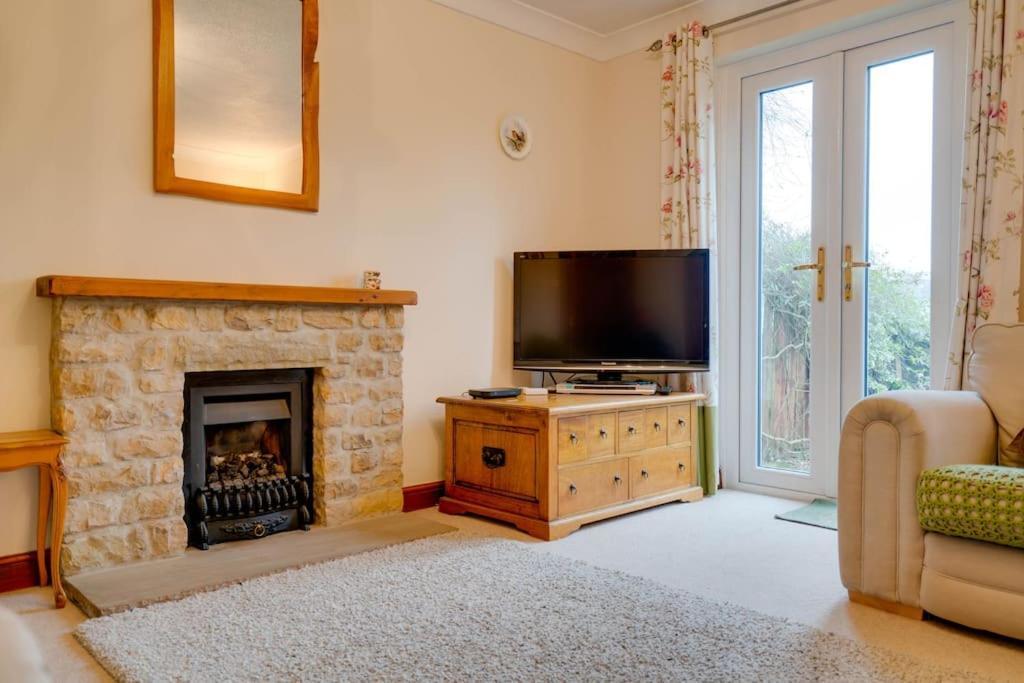 Barley Cottage Whittington  Εξωτερικό φωτογραφία